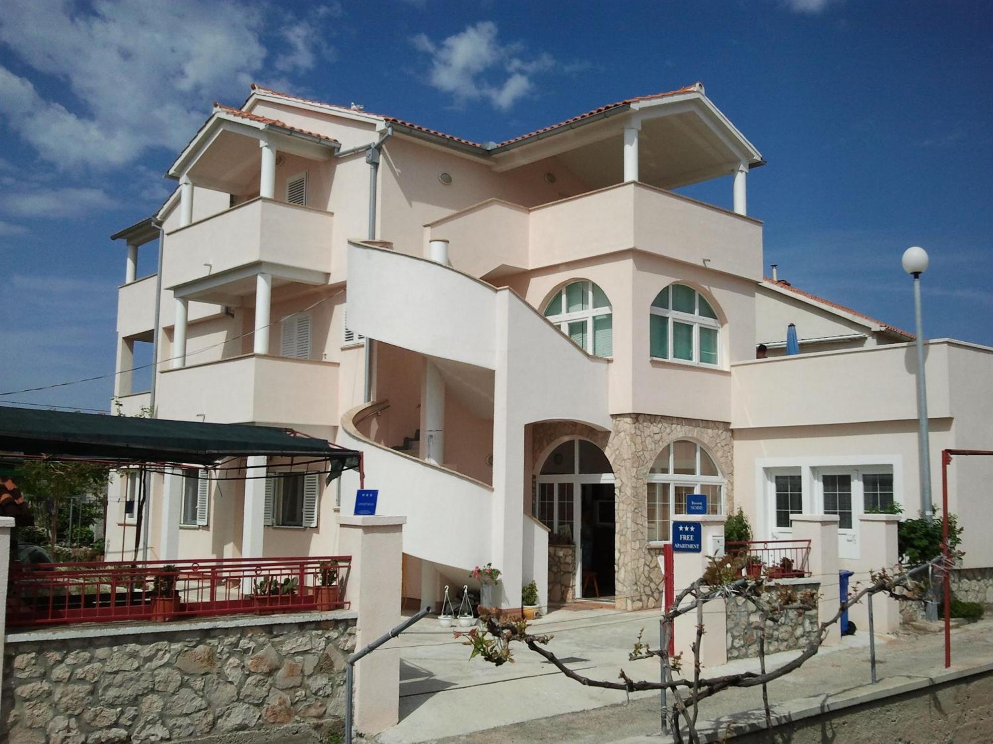 Apartments Jakovcev Betina  Exterior photo