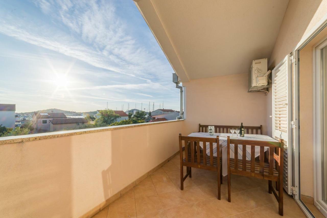 Apartments Jakovcev Betina  Exterior photo