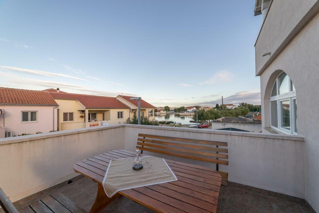 Apartments Jakovcev Betina  Exterior photo