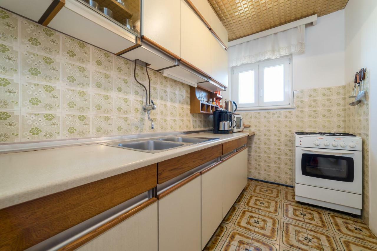 Apartments Jakovcev Betina  Exterior photo